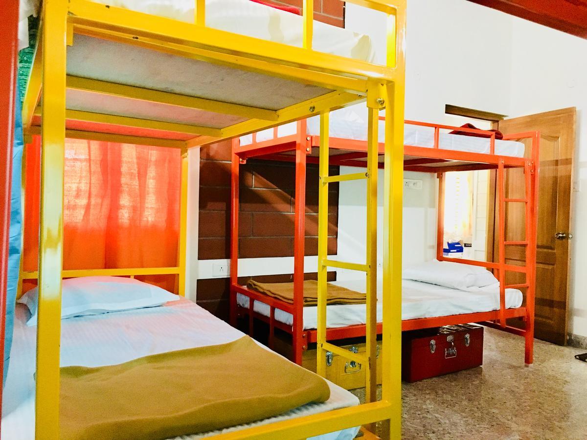 Double Room with Balcony,633603222:JPEG